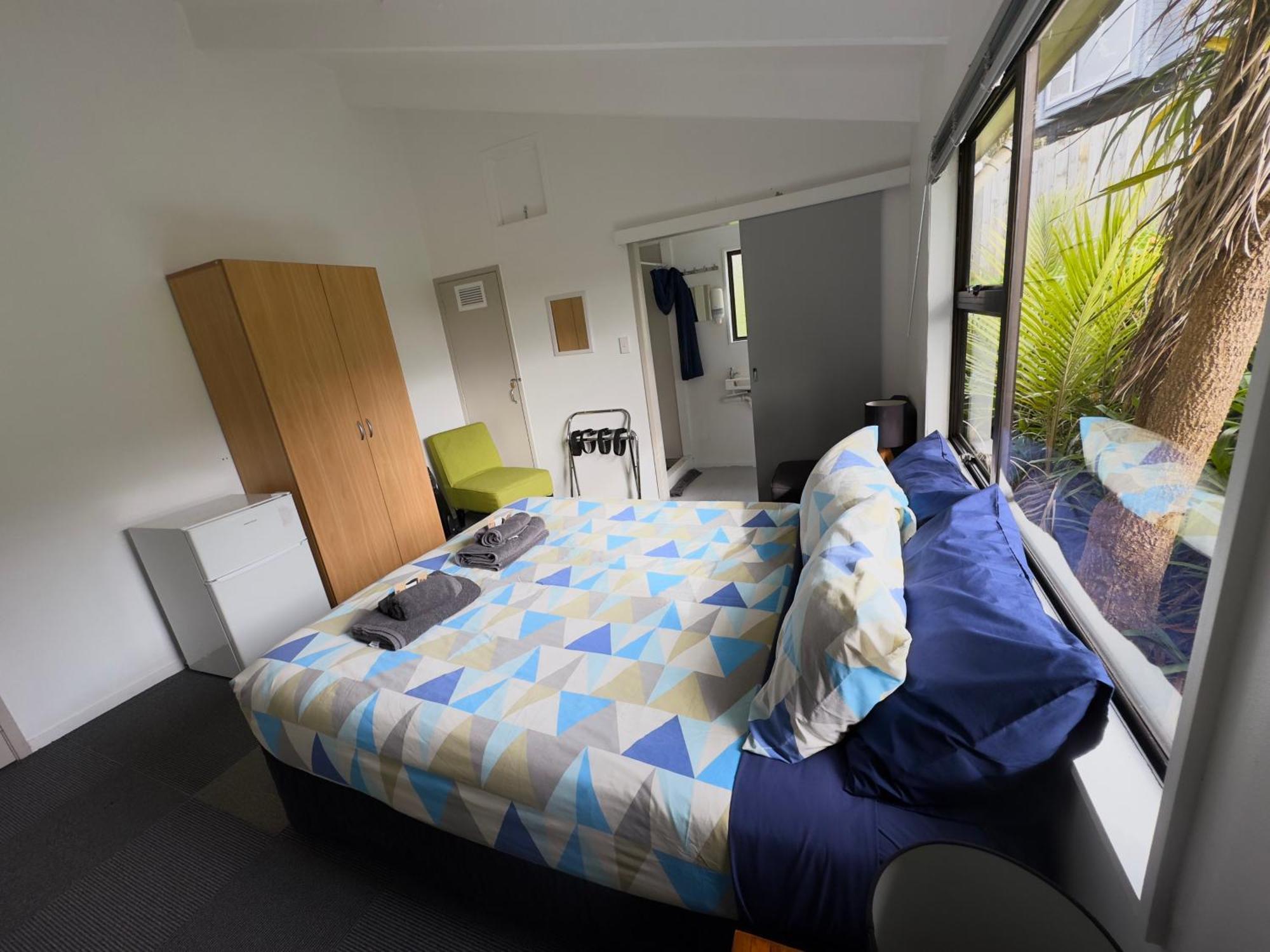 Waiheke Backpackers Hostel Onetangi Экстерьер фото