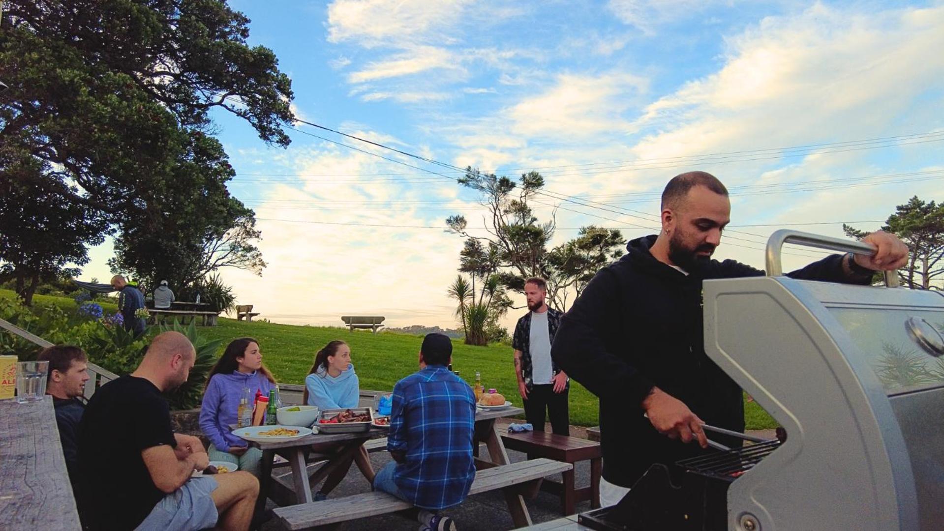 Waiheke Backpackers Hostel Onetangi Экстерьер фото